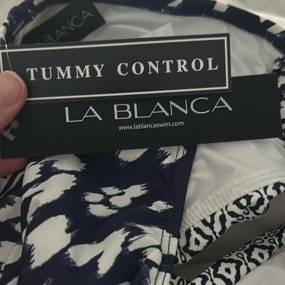 NWT La Blanca Changing Tides High-Neck Keyhole One Piece - Picture 11 of 11